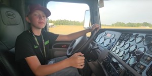 14 Year Old Luke Floats 18 Gears In A New Custom 2022 Peterbilt 389, I Started Driving At 9 Yrs-Old